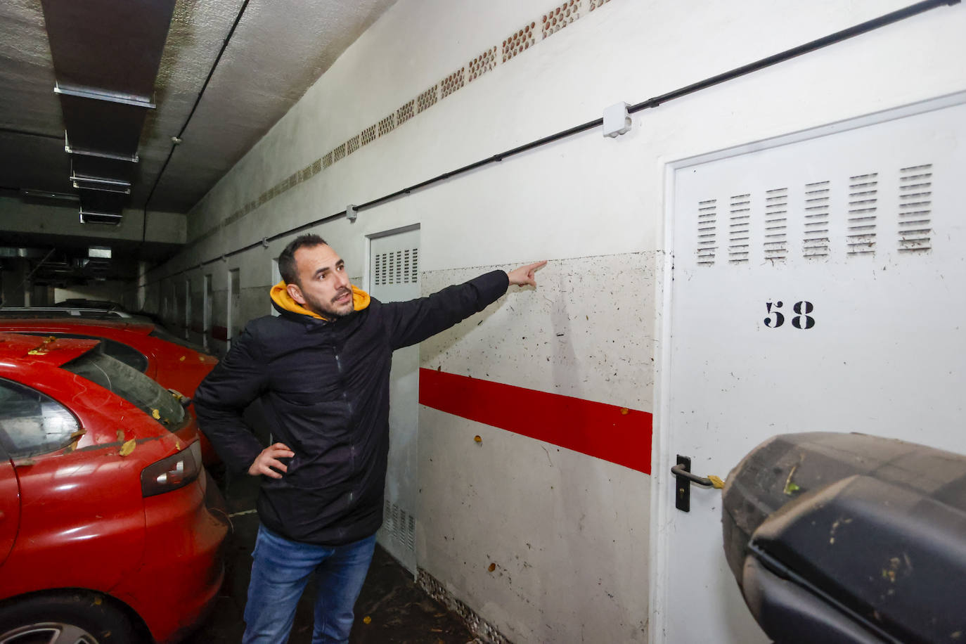 Fotos: Las fuertes lluvias causan incidentes en Gijón