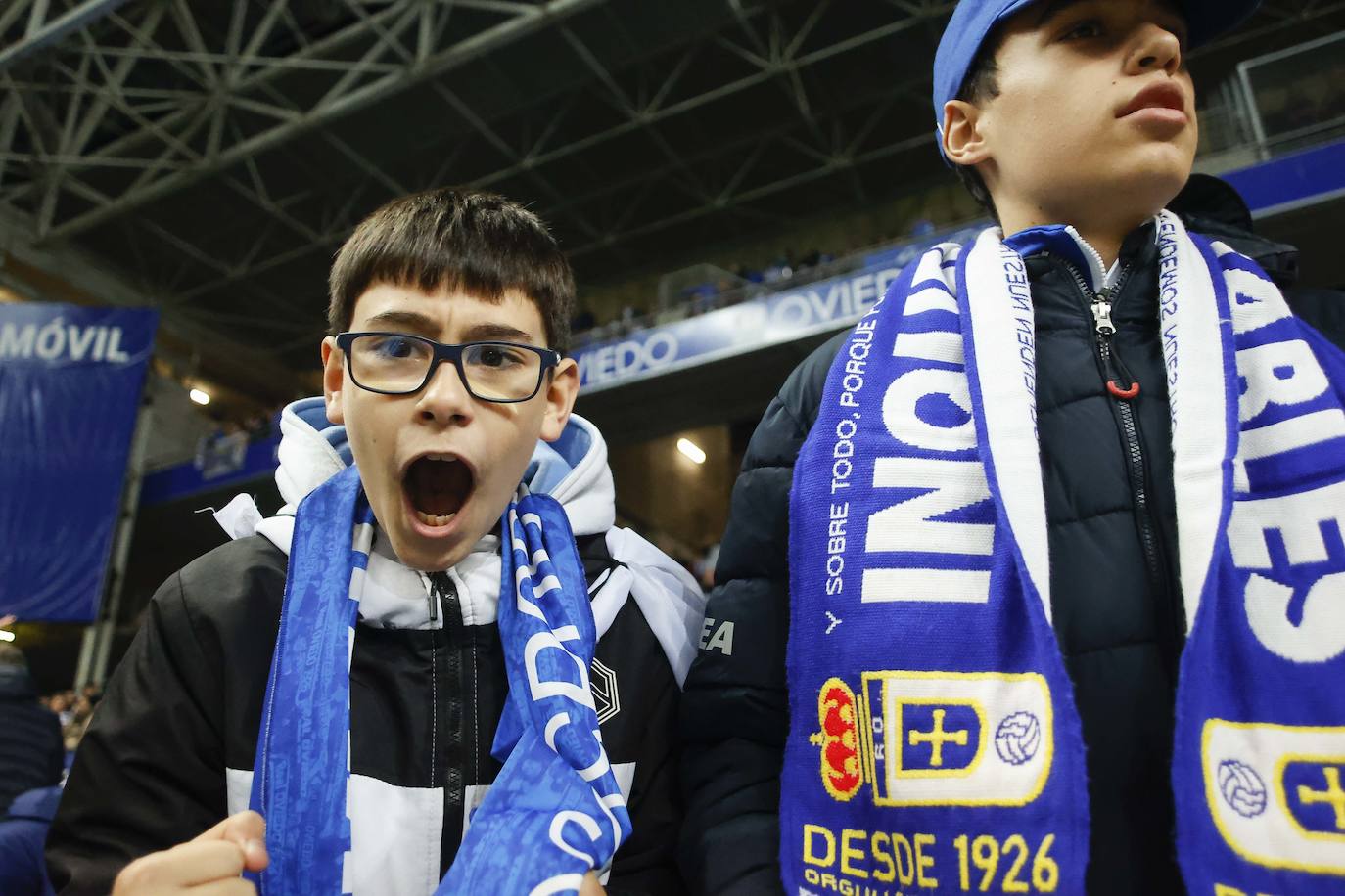 Fotos: ¿Estuviste en el derbi asturiano Real Oviedo - Sporting? ¡Búscate en el Tartiere!