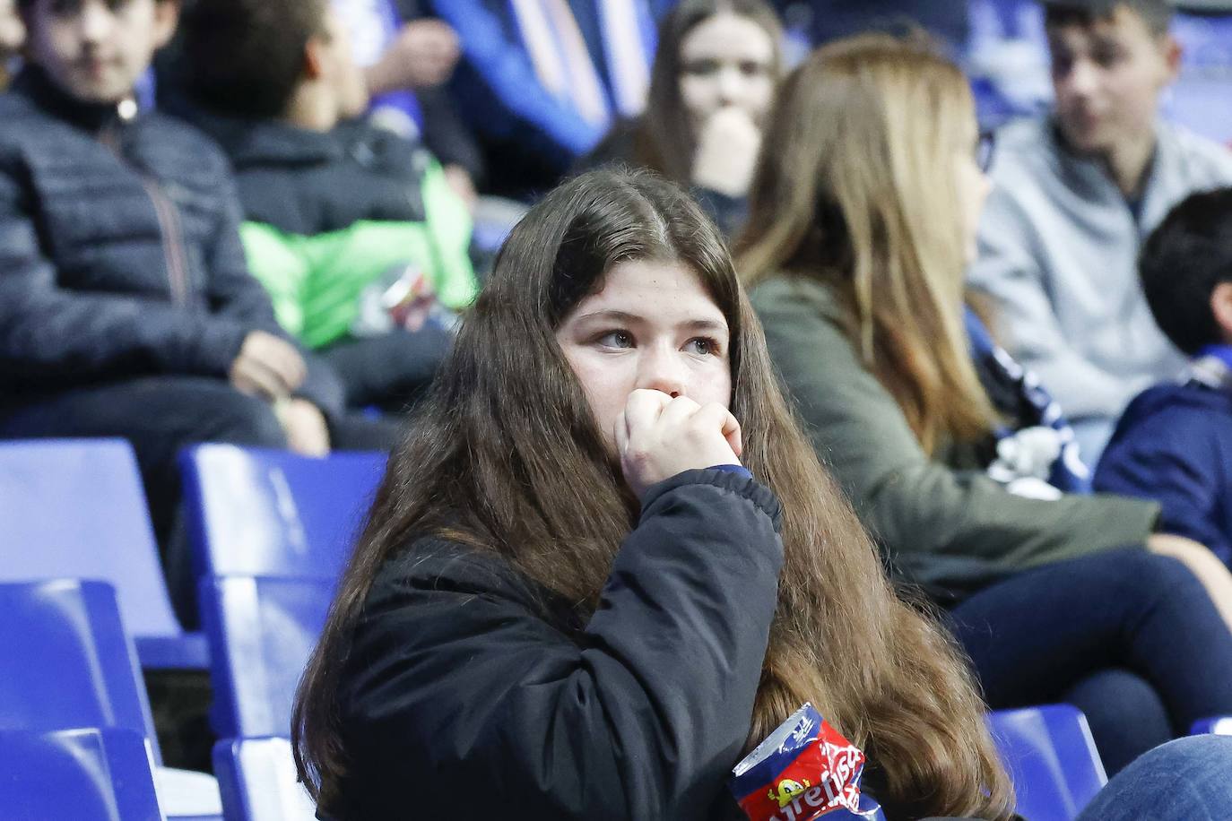 Fotos: ¿Estuviste en el derbi asturiano Real Oviedo - Sporting? ¡Búscate en el Tartiere!