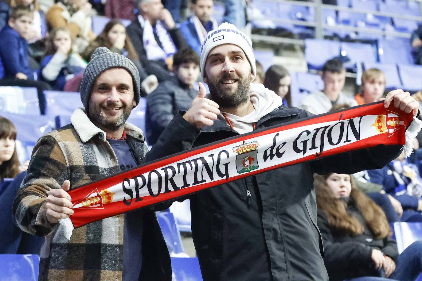 Fotos: ¿Estuviste en el derbi asturiano Real Oviedo - Sporting? ¡Búscate en el Tartiere!