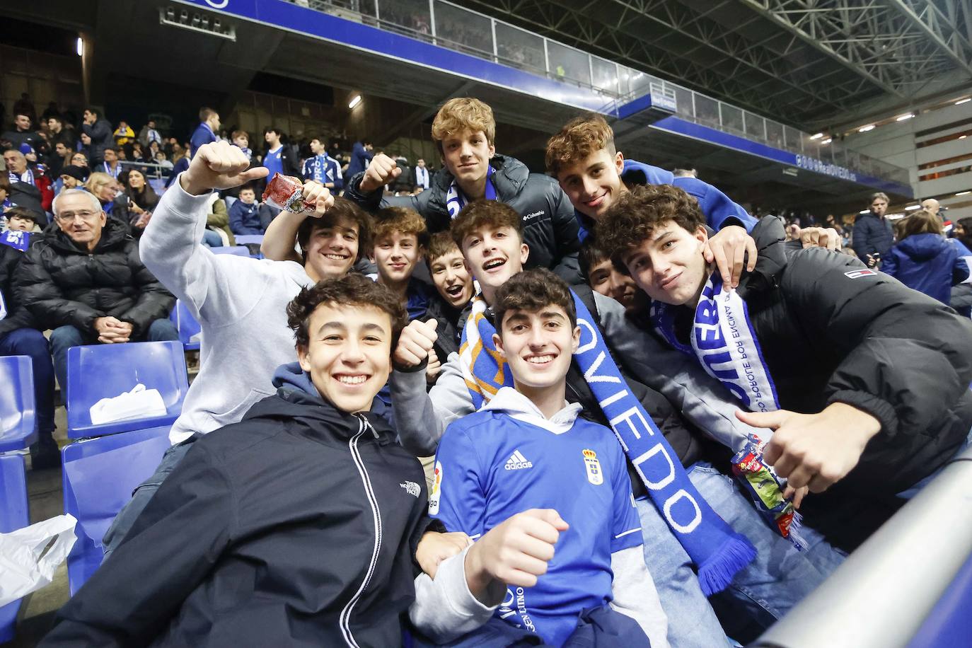 Fotos: ¿Estuviste en el derbi asturiano Real Oviedo - Sporting? ¡Búscate en el Tartiere!