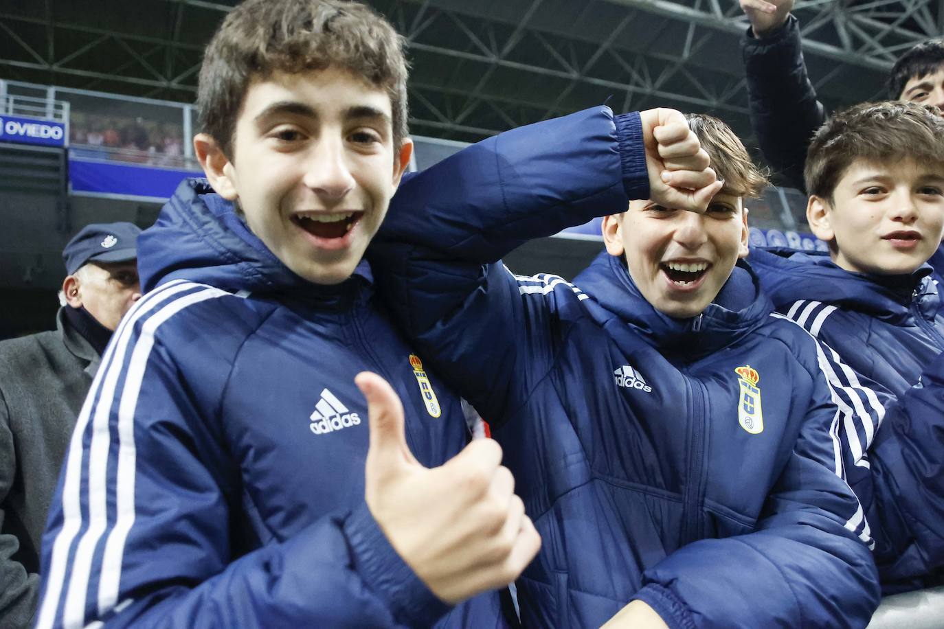 Fotos: ¿Estuviste en el derbi asturiano Real Oviedo - Sporting? ¡Búscate en el Tartiere!