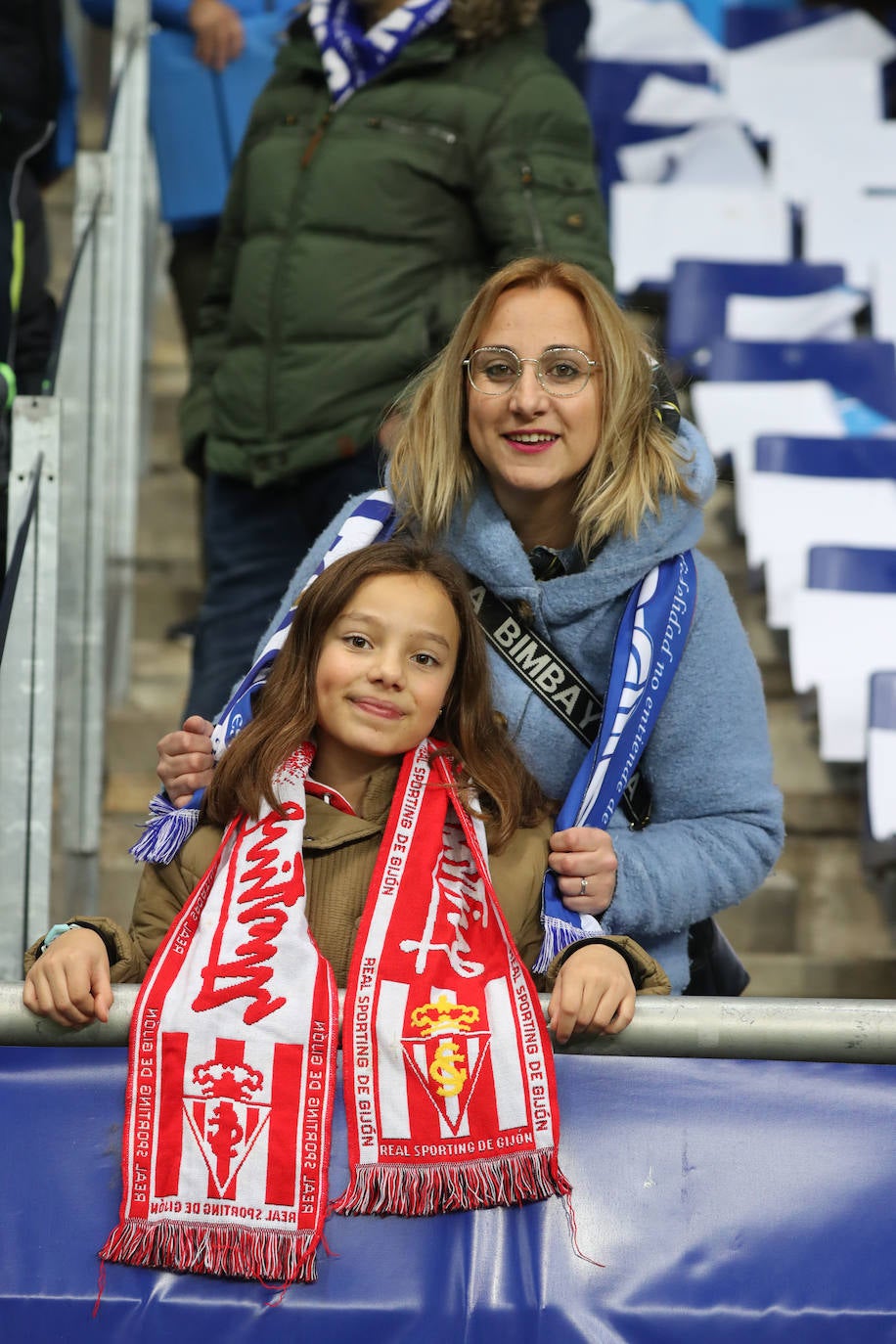 Fotos: ¿Estuviste en el derbi asturiano Real Oviedo - Sporting? ¡Búscate en el Tartiere!