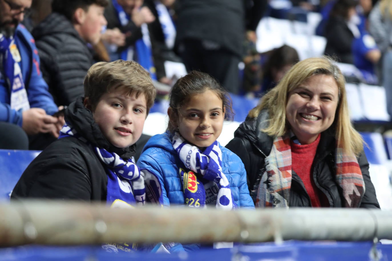 Fotos: ¿Estuviste en el derbi asturiano Real Oviedo - Sporting? ¡Búscate en el Tartiere!