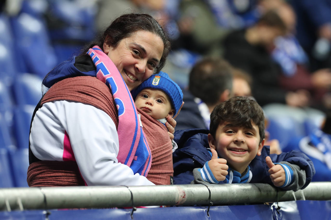 Fotos: ¿Estuviste en el derbi asturiano Real Oviedo - Sporting? ¡Búscate en el Tartiere!