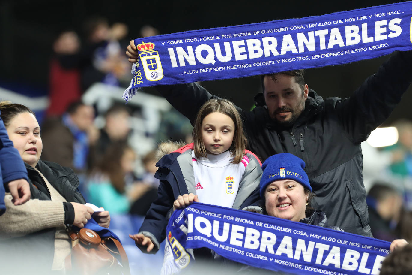 Fotos: ¿Estuviste en el derbi asturiano Real Oviedo - Sporting? ¡Búscate en el Tartiere!