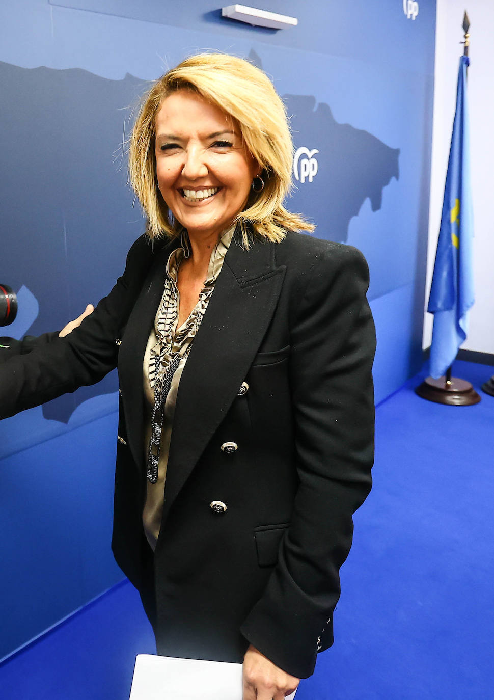 Teresa Mallada, PP Junta: «Me crié con un oviedista, mi padre, pero mi marido e hijos son sportinguistas. Deseo un partido con goles»