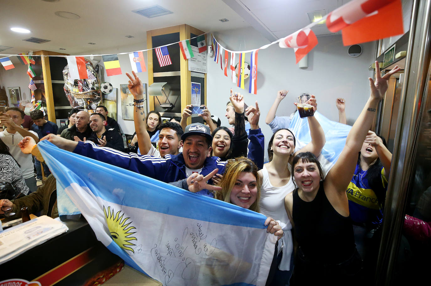 Fotos: La emoción albiceleste se siente en Asturias