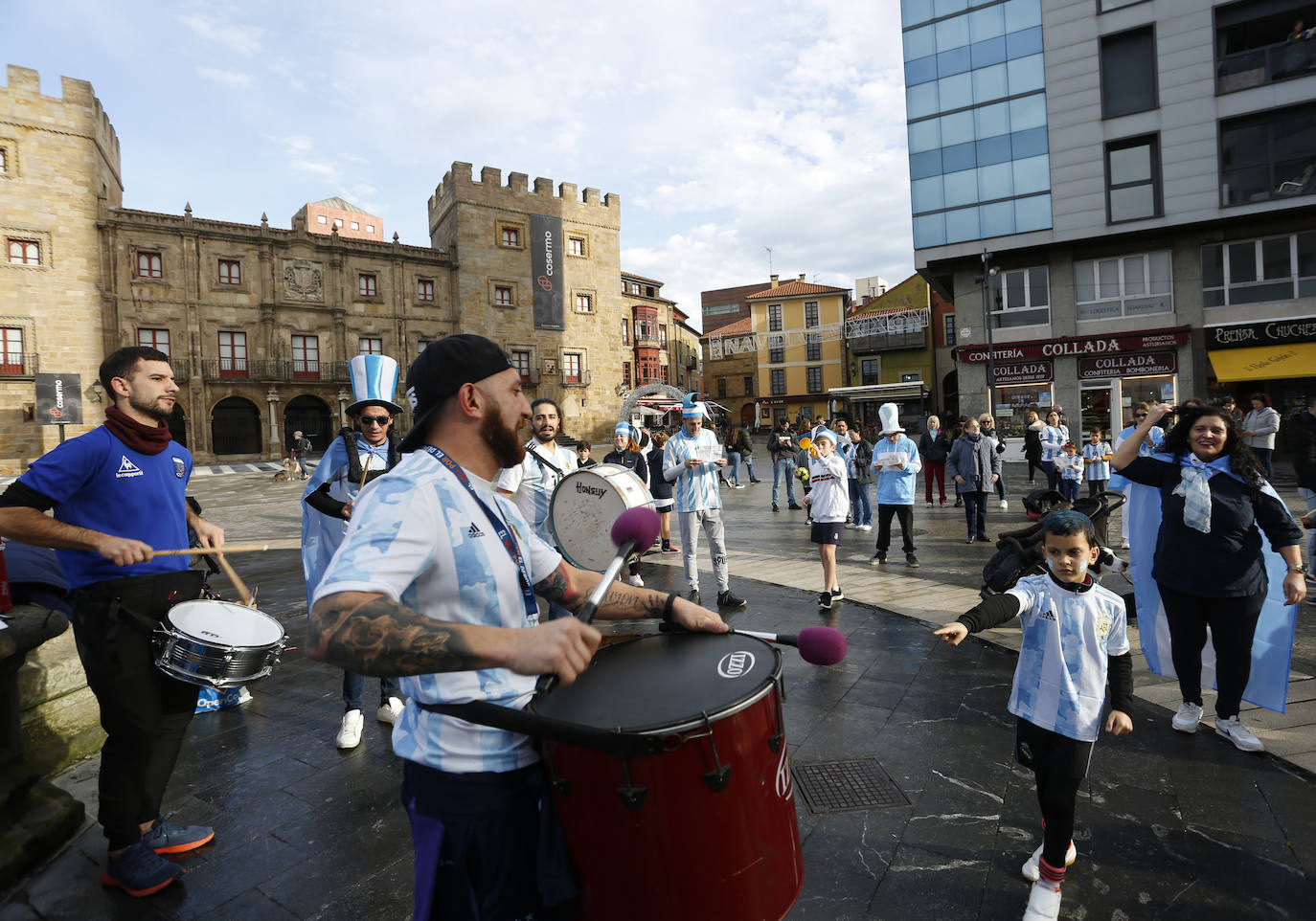 Fotos: Gijón se vuelve albiceleste