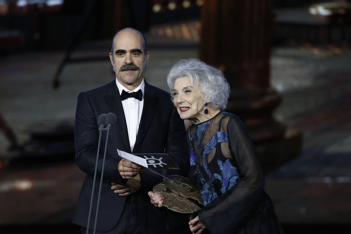 Fotos: Todos los estilismos de la alfombra roja de los Premios Forqué