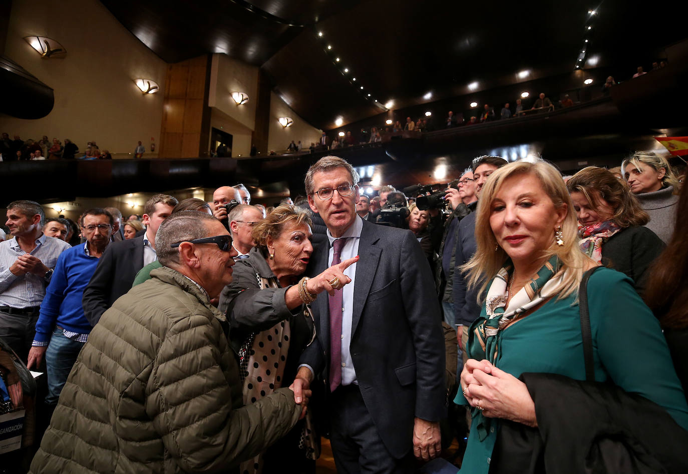 Fotos: Feijóo presenta a Diego Canga como candidato a la Presidencia del Principado