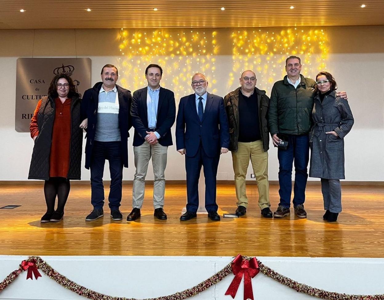 Los reconocimientos fueron entregados en la Casa de Cultura. 