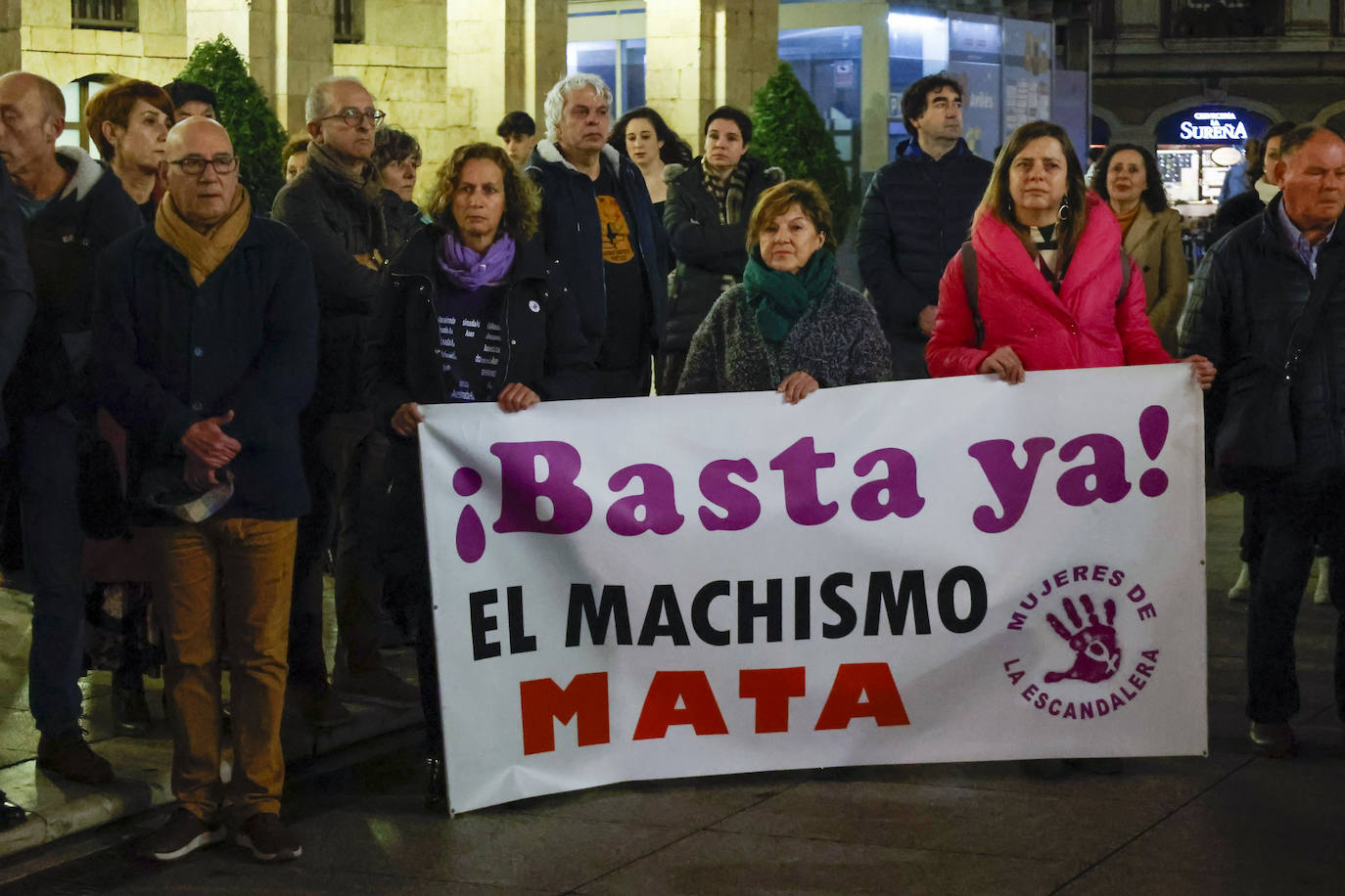 Fotos: Avilés se une para condenar el asesinato de Soraya Suárez