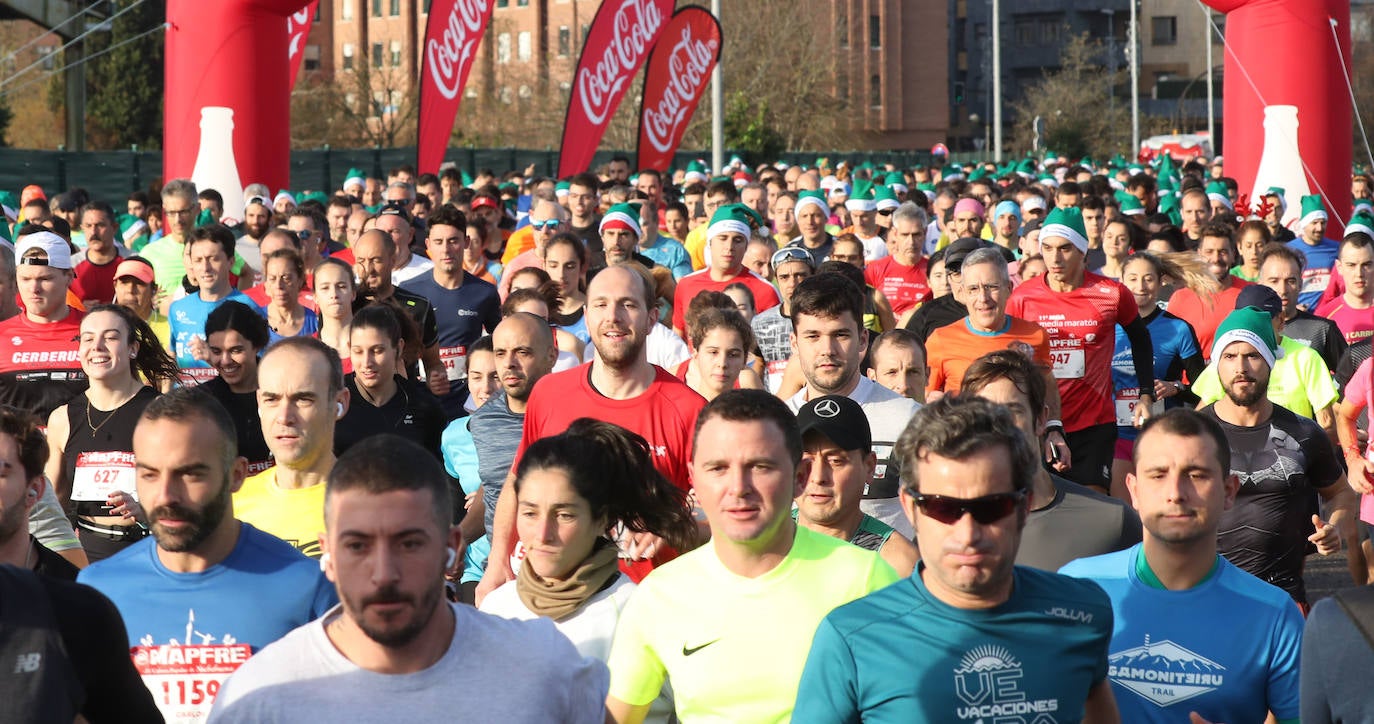 Fotos: ¿Participaste en la Carrera de Nochebuena de Gijón? ¡Búscate!