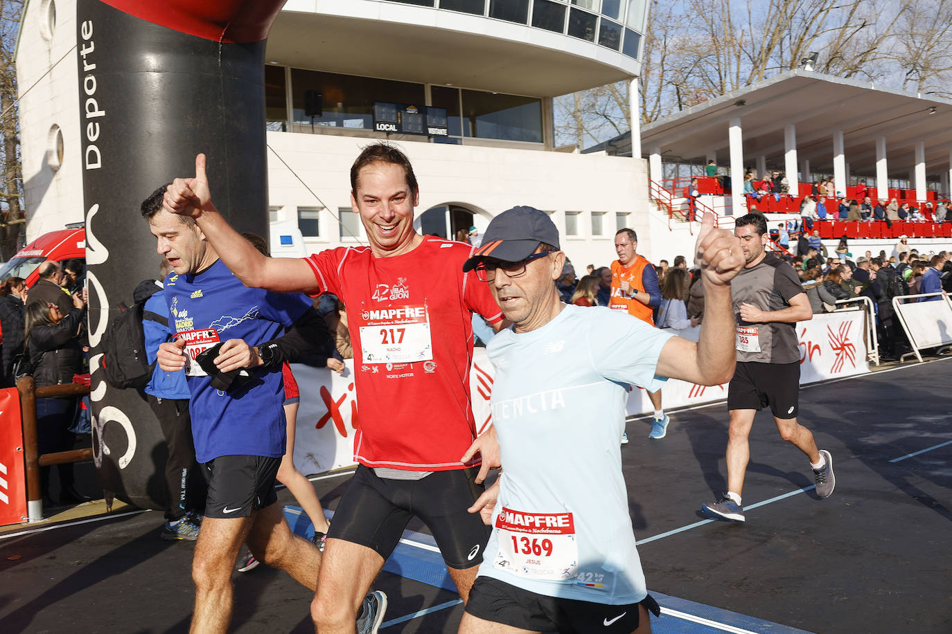 Fotos: ¿Participaste en la Carrera de Nochebuena de Gijón? ¡Búscate!