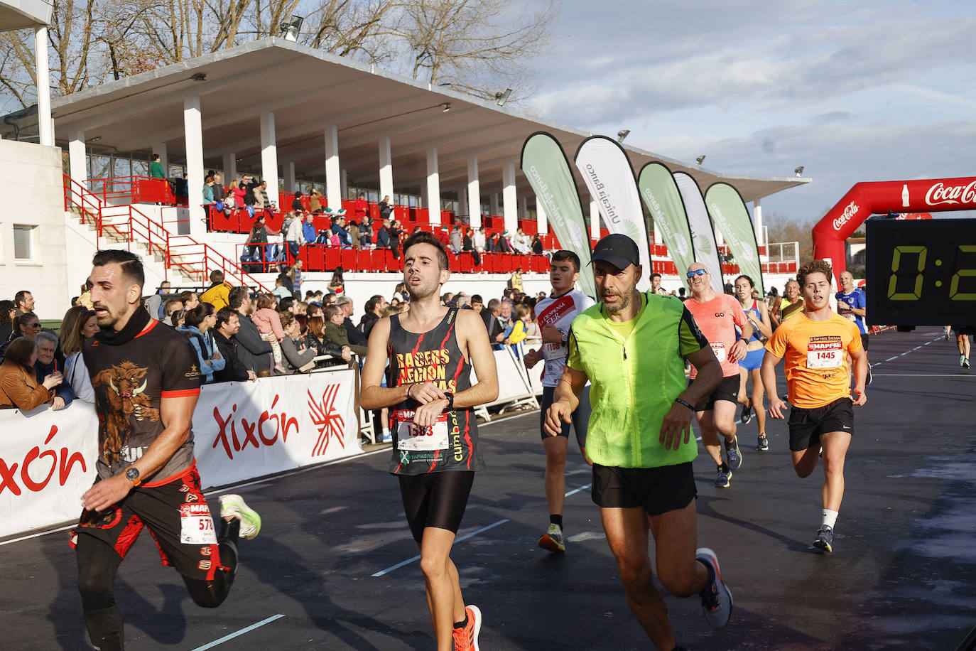 Fotos: ¿Participaste en la Carrera de Nochebuena de Gijón? ¡Búscate!