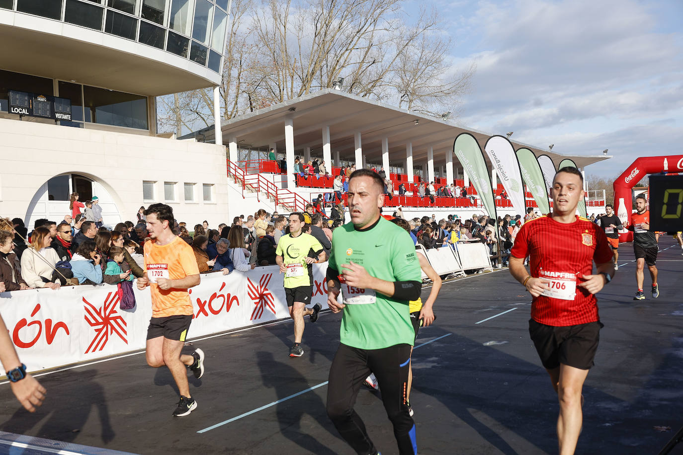 Fotos: ¿Participaste en la Carrera de Nochebuena de Gijón? ¡Búscate!