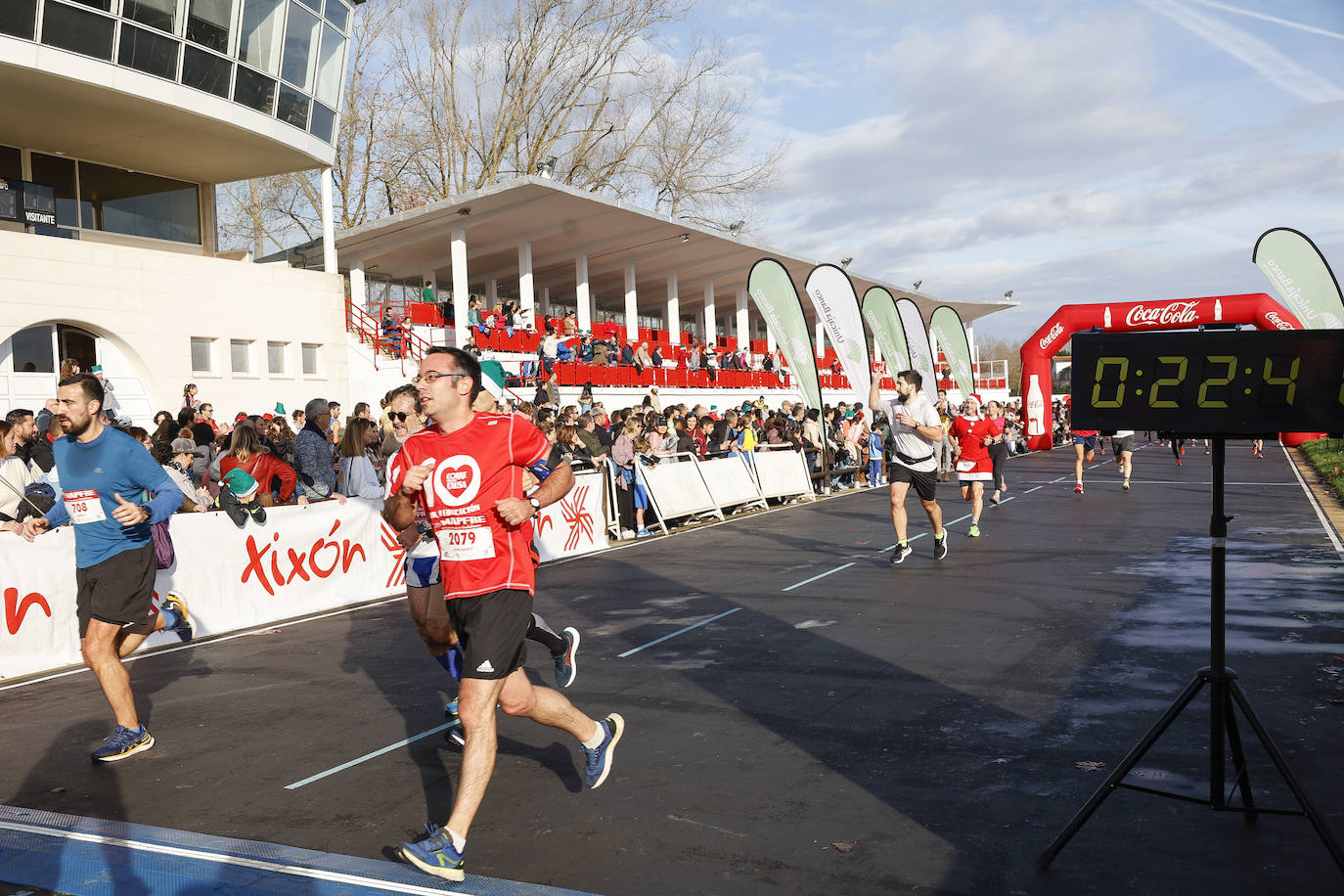 Fotos: ¿Participaste en la Carrera de Nochebuena de Gijón? ¡Búscate!