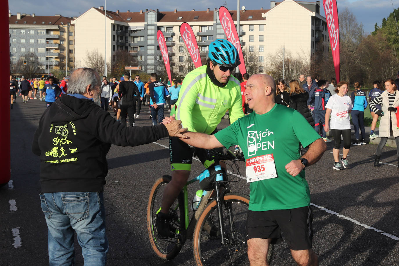 Fotos: ¿Participaste en la Carrera de Nochebuena de Gijón? ¡Búscate!