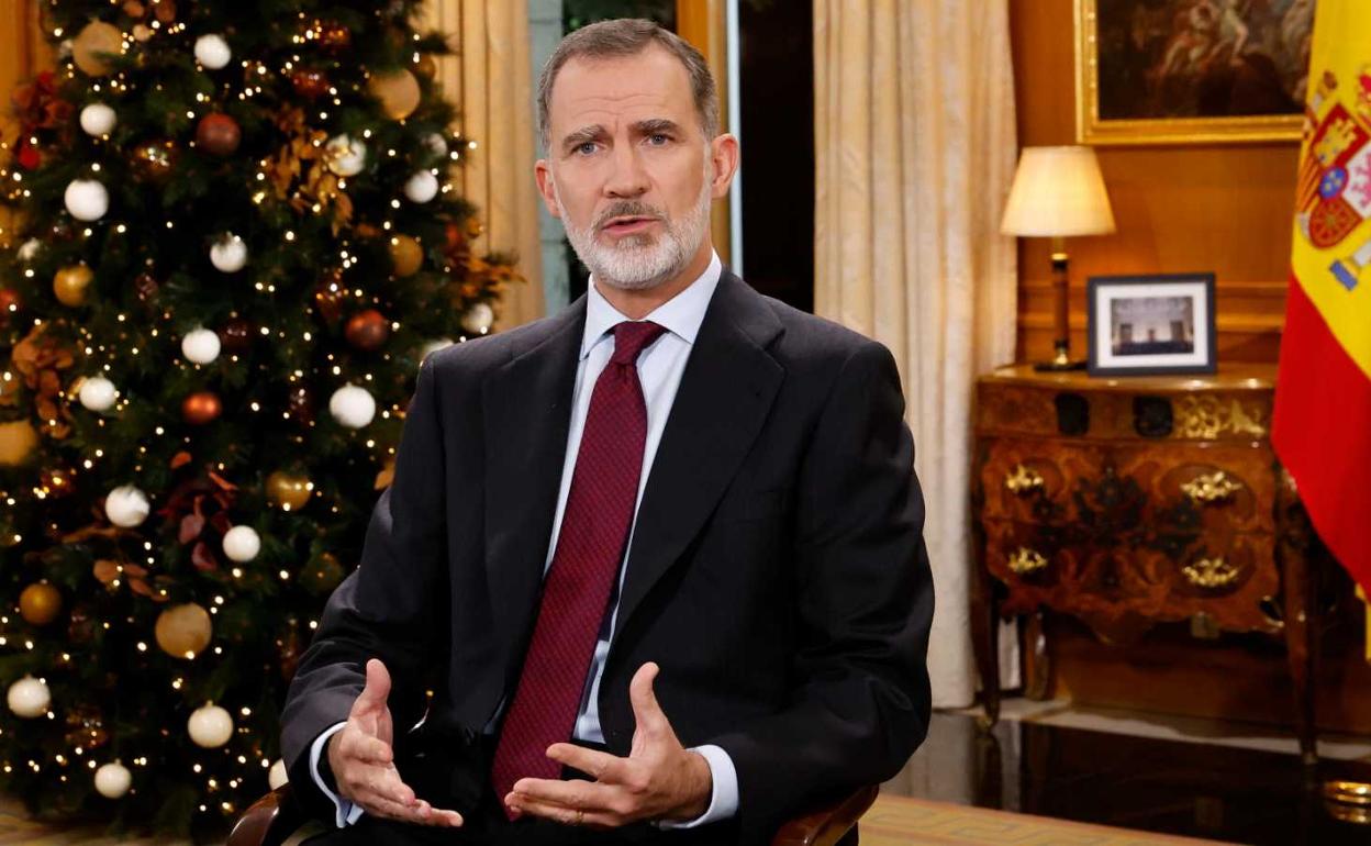 Felipe VI, durante el mensaje navideño.