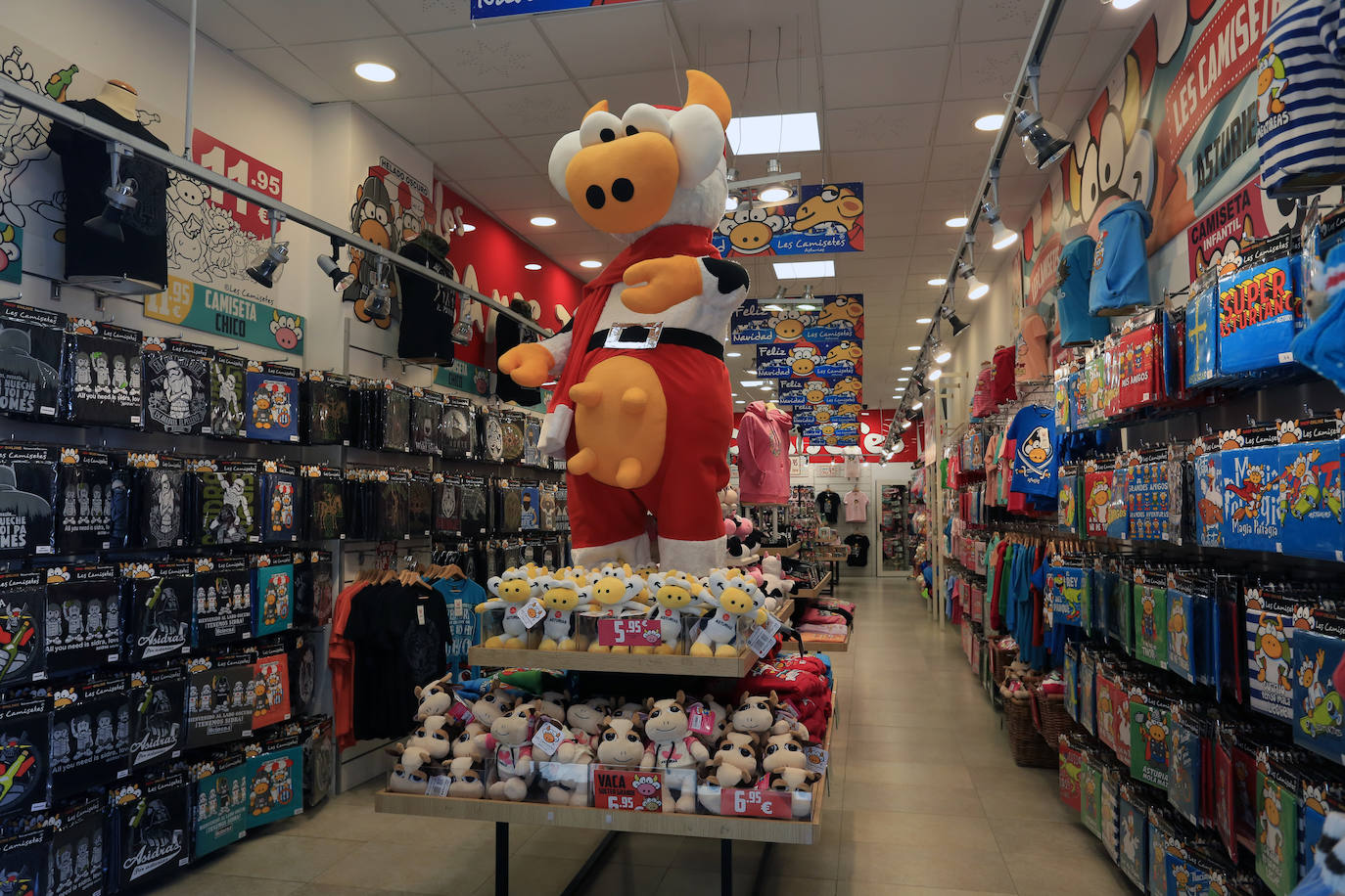 Fotos: Las luces y los adornos de Navidad que dan luz al comercio ovetense