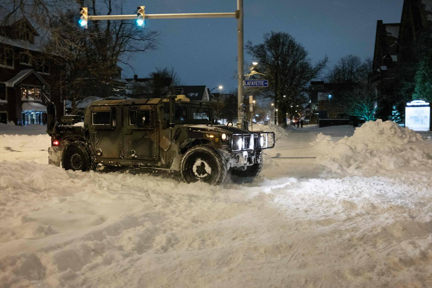 Fotos: Nueva York se congela: las increíbles imágenes de una ciudad sepultada por la nieve