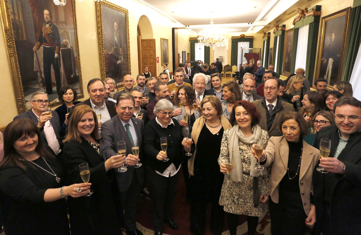 Fotos: Así fue el brindis del cierre del año de los alcaldes de Gijón, Oviedo y Avilés