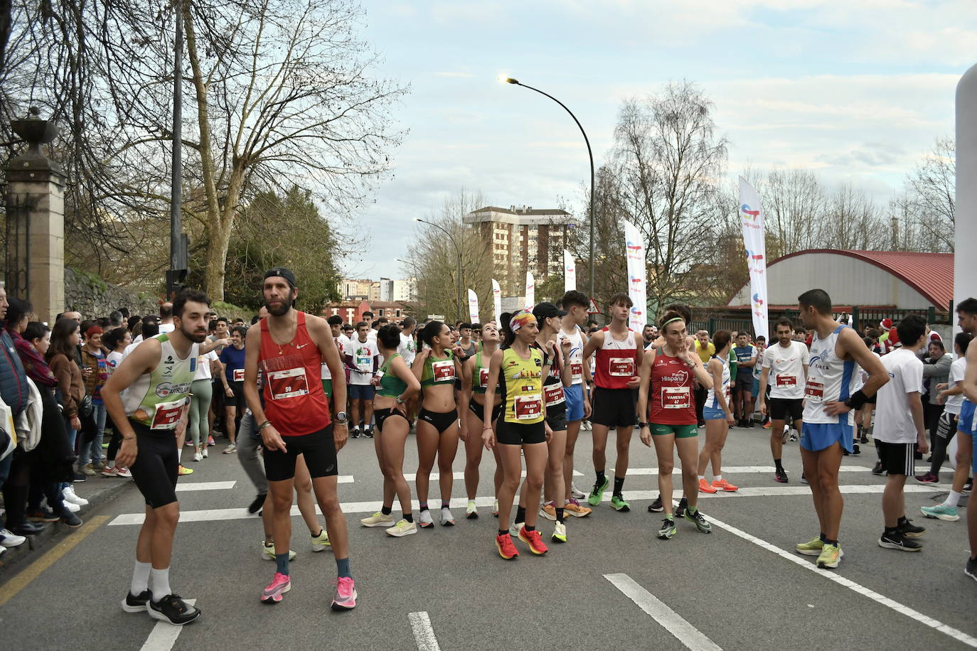 Fotos: Veinte mil asturianos a la carrera para despedir 2022