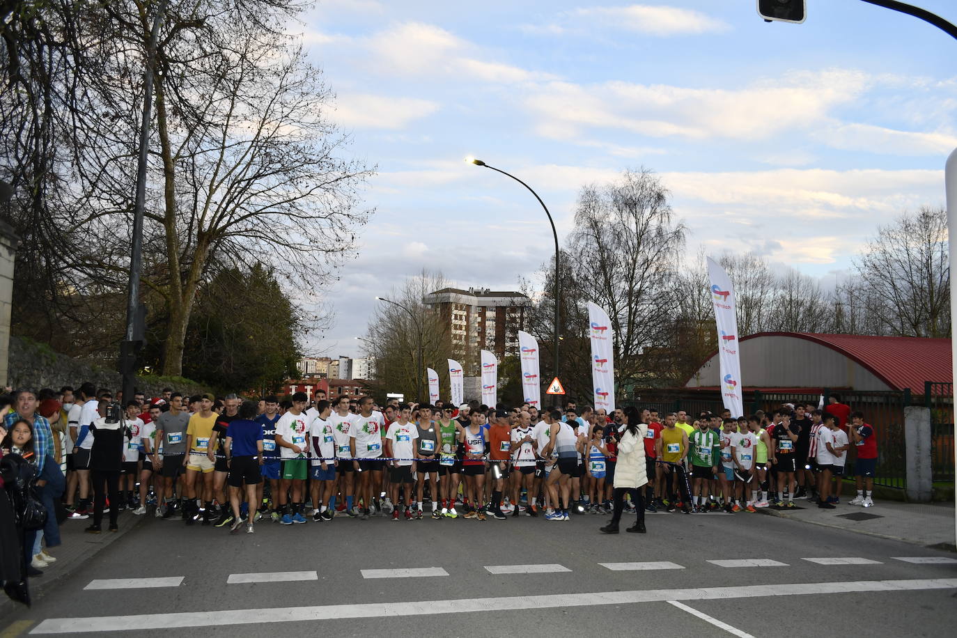 Fotos: Veinte mil asturianos a la carrera para despedir 2022