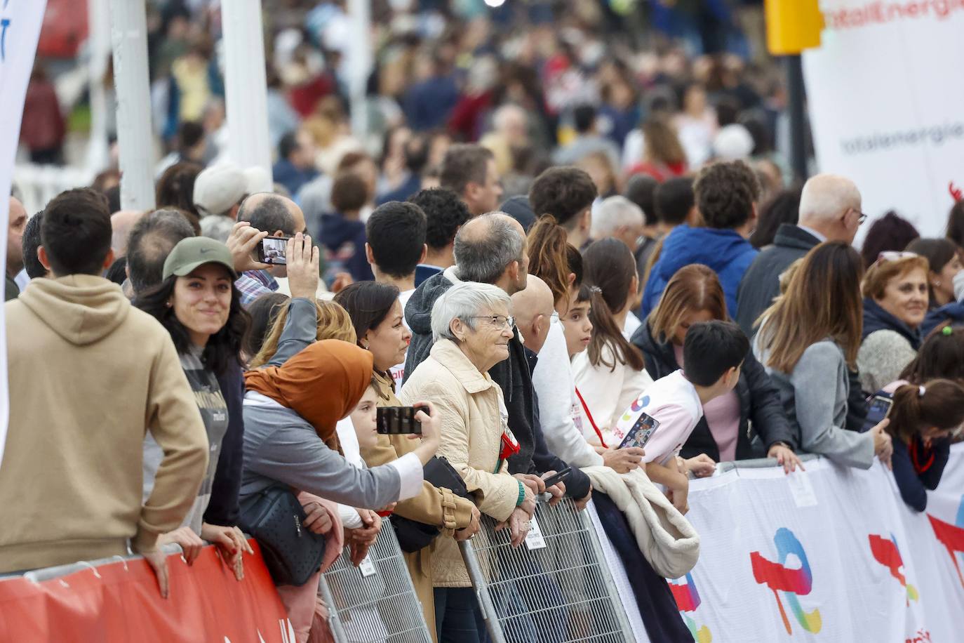 Fotos: Gijón, la más multitudinaria de toda Asturias