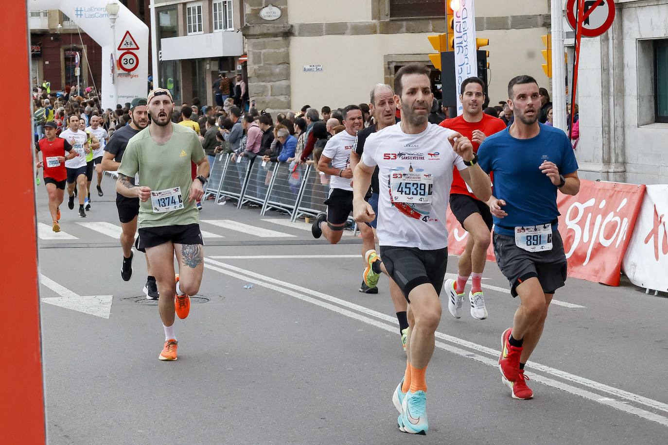 Fotos: Gijón, la más multitudinaria de toda Asturias