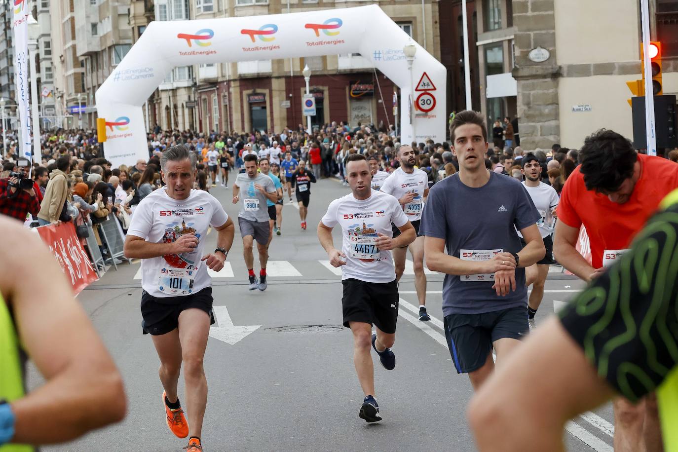 Fotos: Gijón, la más multitudinaria de toda Asturias