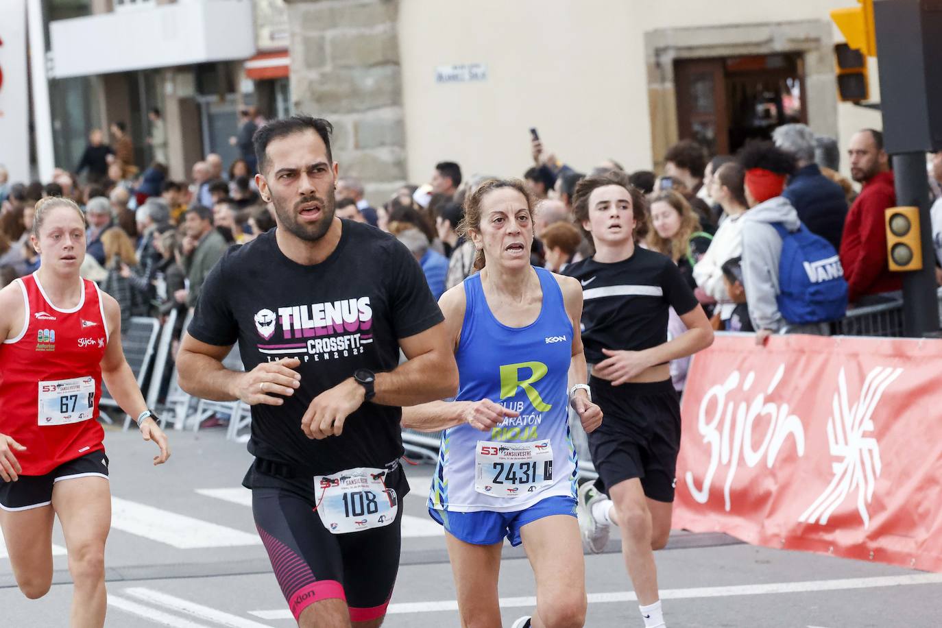 Fotos: Gijón, la más multitudinaria de toda Asturias