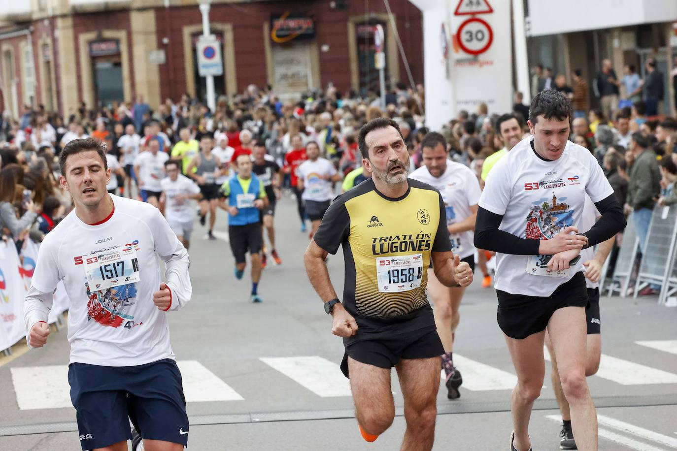 Fotos: Gijón, la más multitudinaria de toda Asturias