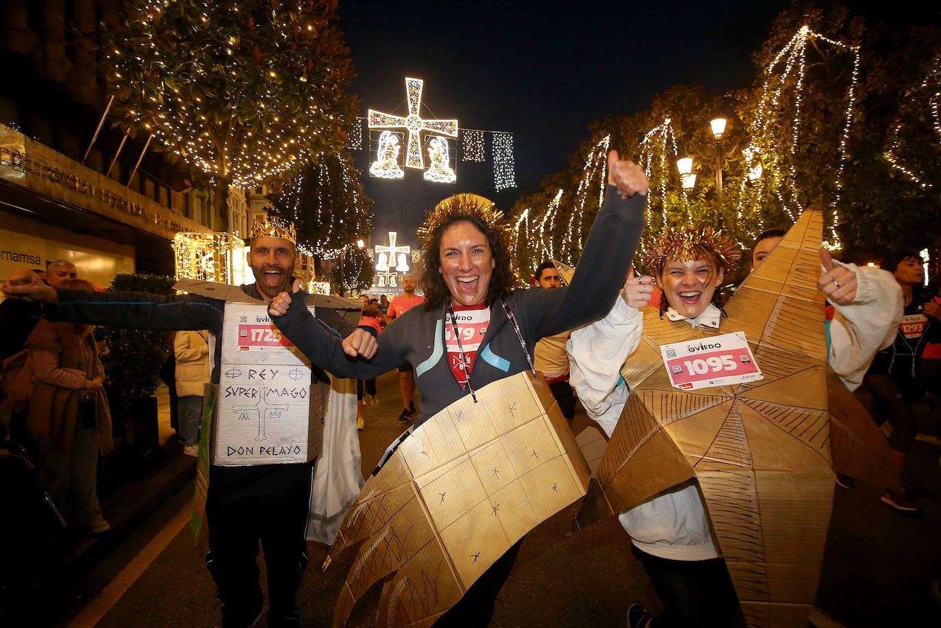 Fotos: Jaime Bueno y Mariam Benkert vencen en las calles de Oviedo