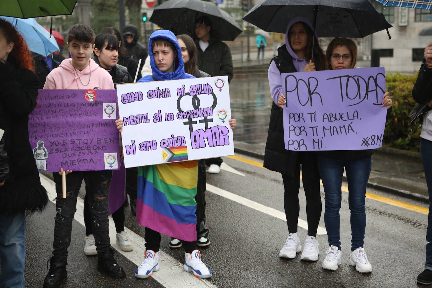 Grito de «libertad» por todas las mujeres en la protesta estudiantil