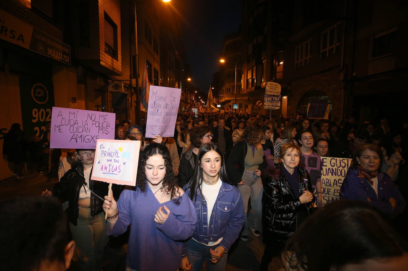 La lucha por la igualdad toma las calles de Mieres