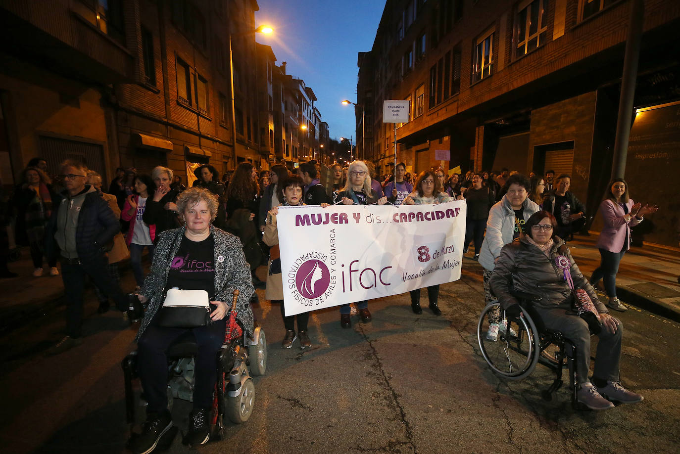 La lucha por la igualdad toma las calles de Mieres