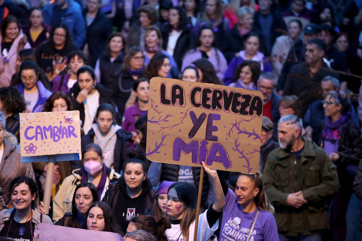 La lucha por la igualdad toma las calles de Mieres