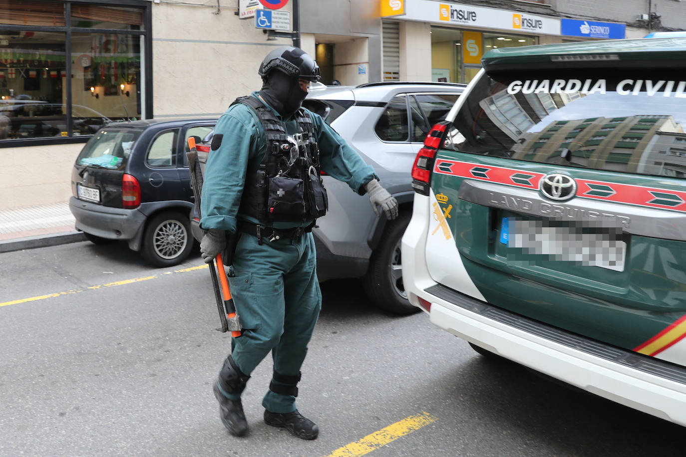 Amplio operativo de la Guardia Civil contra el tráfico ilegal de angulas