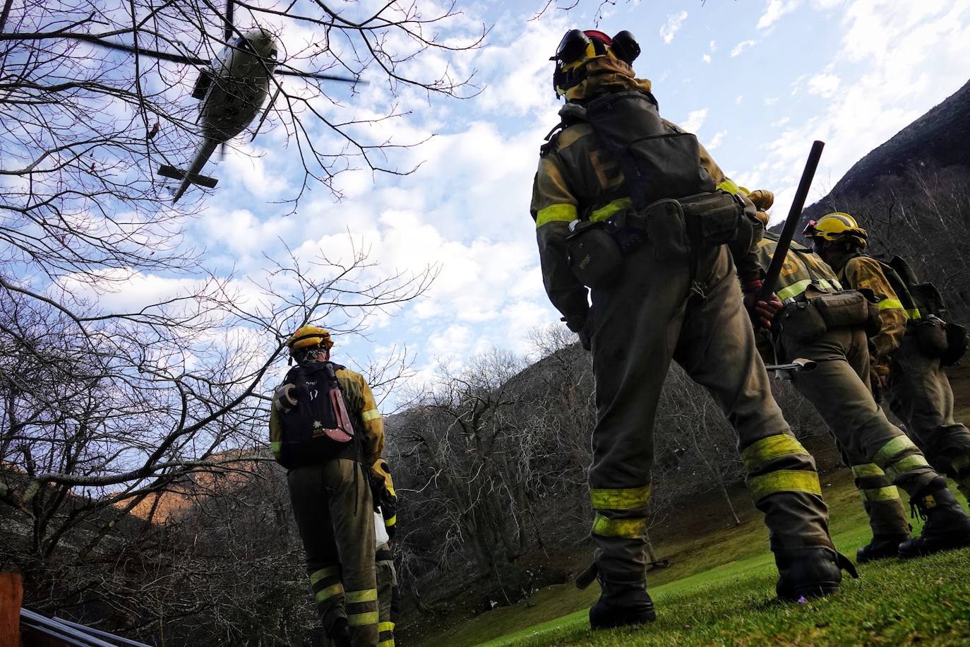 Lucha contra el fuego en Asturias