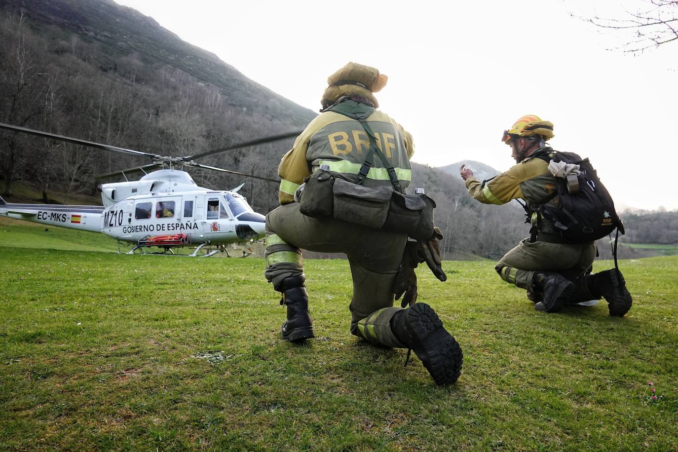 Lucha contra el fuego en Asturias