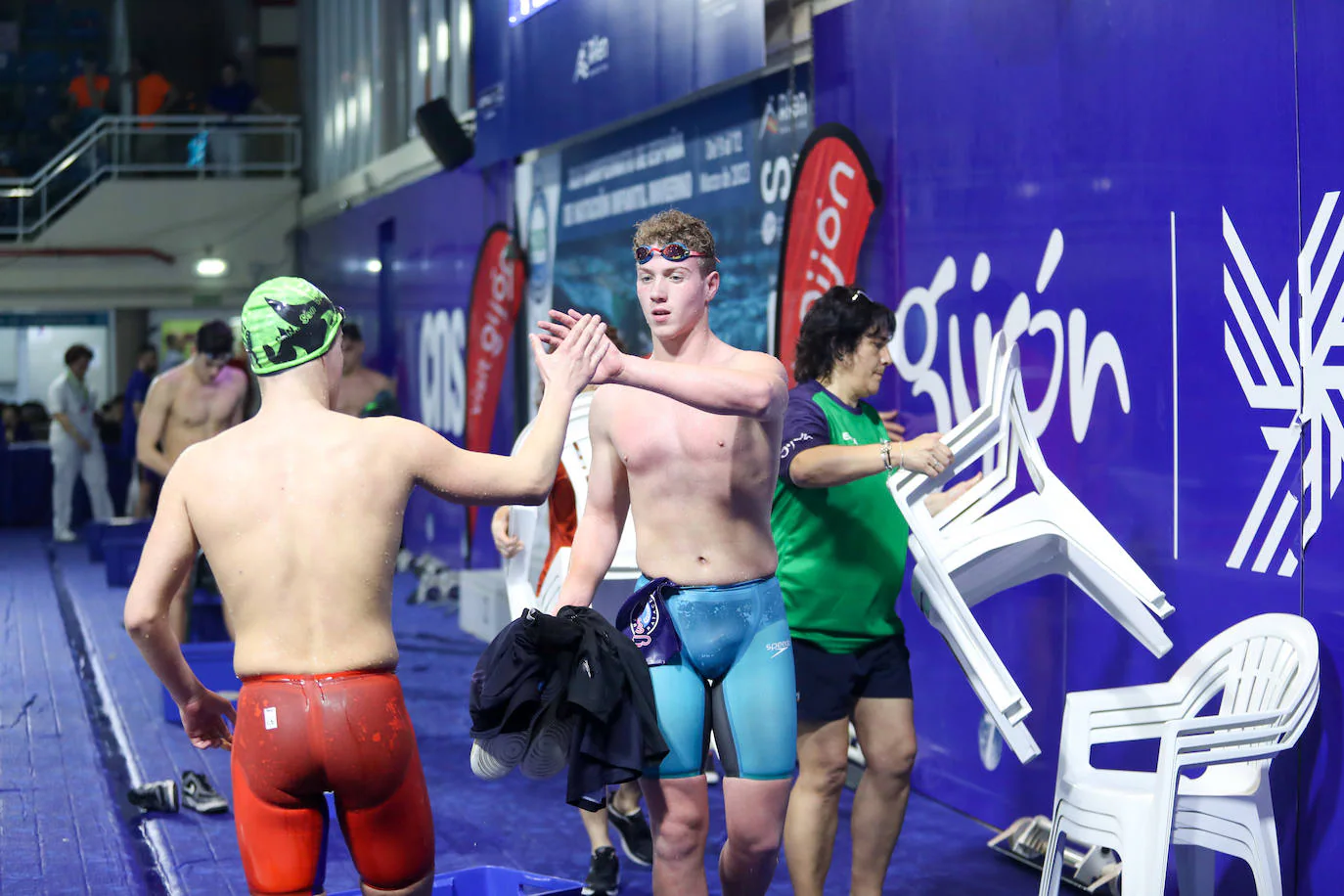 Parque infantil exterior – Club Natación Santa Olaya