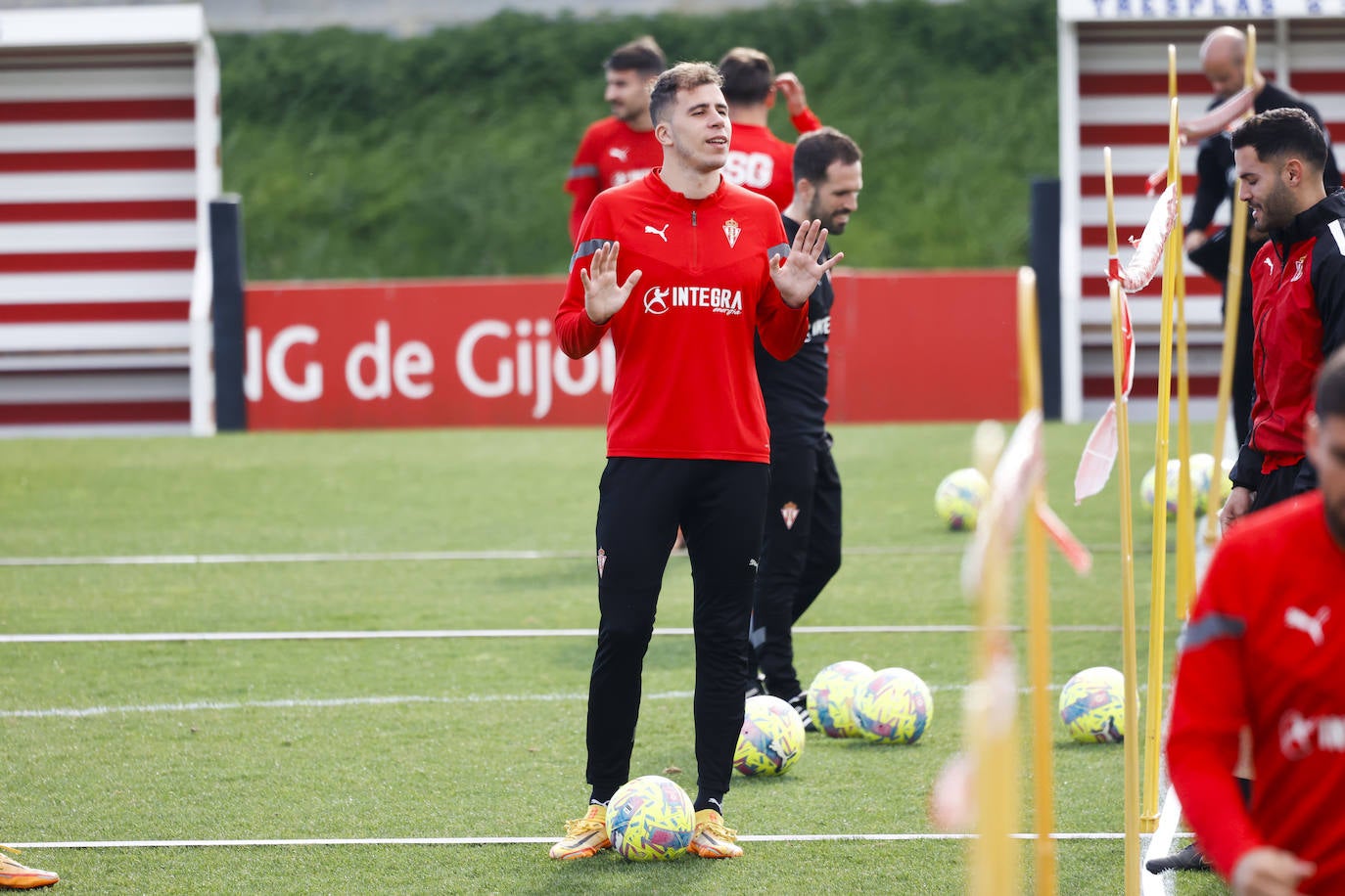 Entrenamiento del Sporting (17/03/2023)