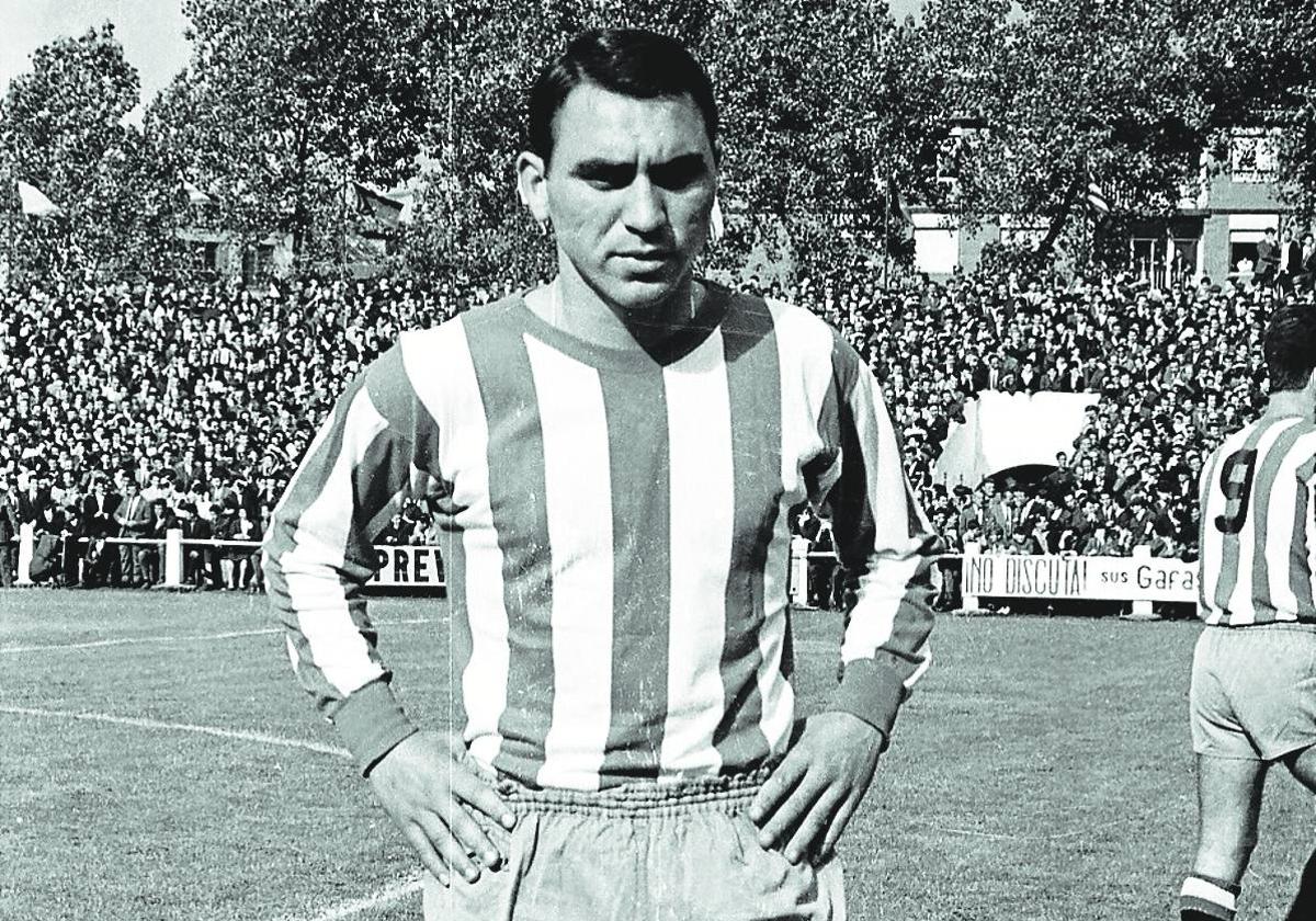 Pocholo, durante su etapa como futbolista del Sporting, en una imagen de archivo.