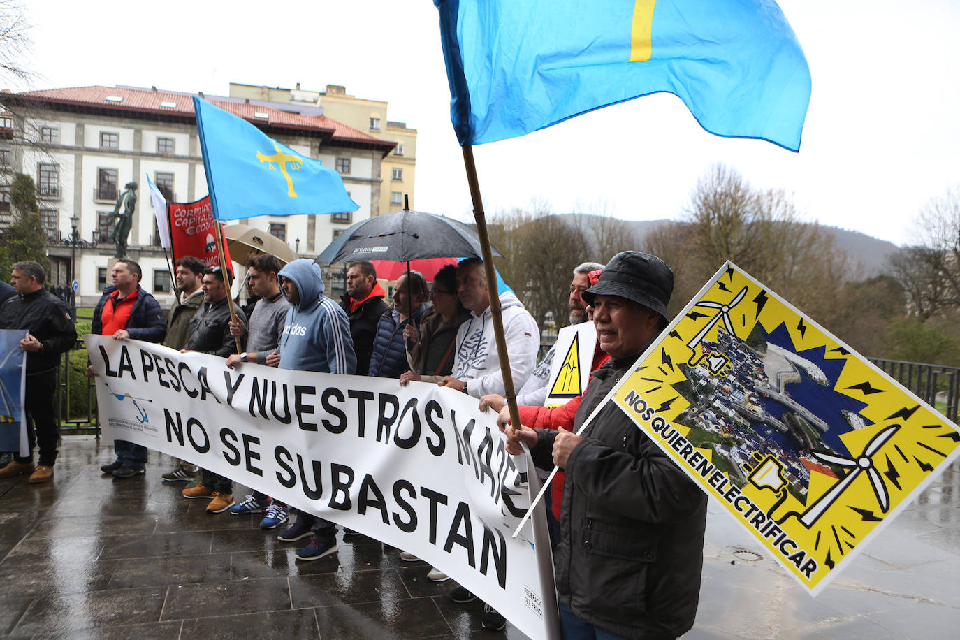 Los pescadores se unen contra la eólica