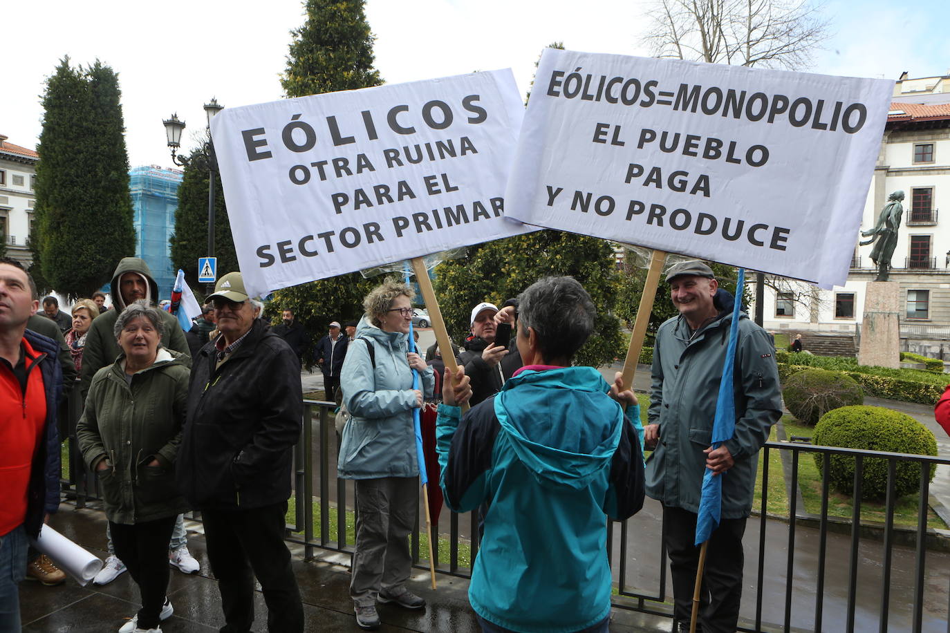 Los pescadores se unen contra la eólica