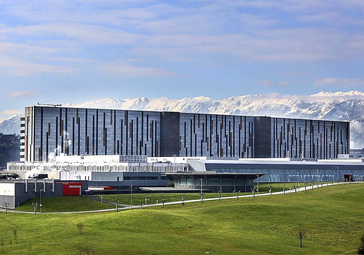 La afectada fue trasladada al HUCA en helicóptero.