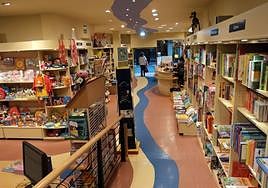 Cierre. La librería El Búho Lector se encuentra en liquidación y se despedirá a finales de abril. e. c.