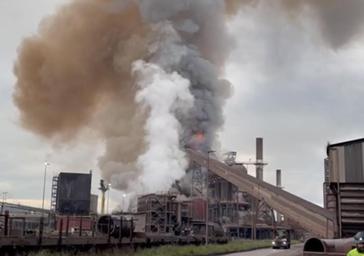 El Principado «se pone a disposición de Arcelor» tras el incendio